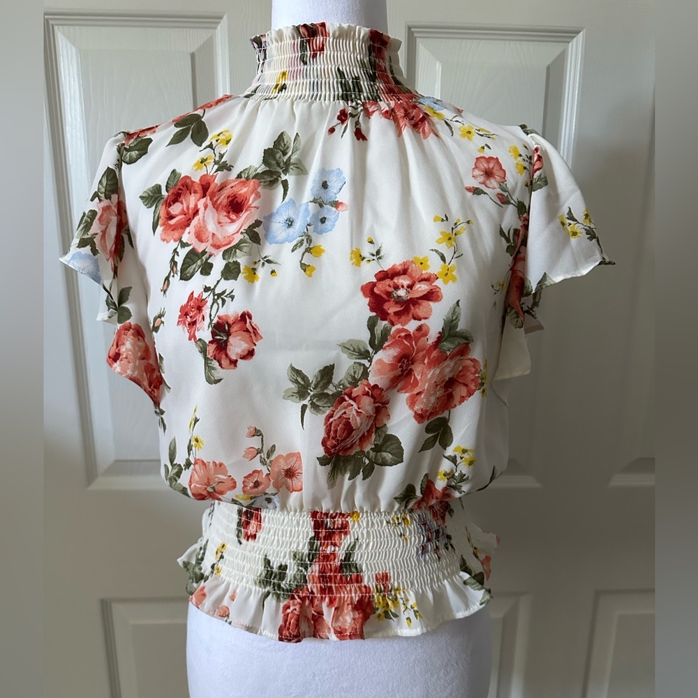 Shinestar High Neck Elastic Waist Flutter Sleeve Floral Print Top, Medium